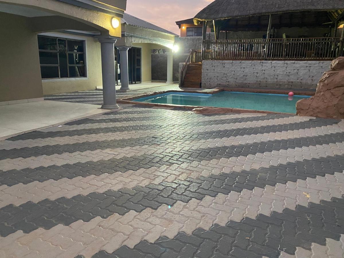 Esther Palace Thohoyandou Exterior photo